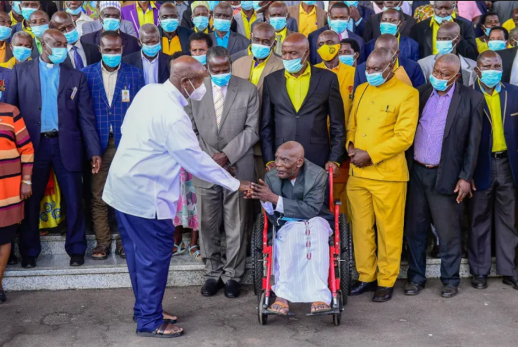 Museveni meets Greater Kibaale civilian war veterans, pledges Shs300m ...